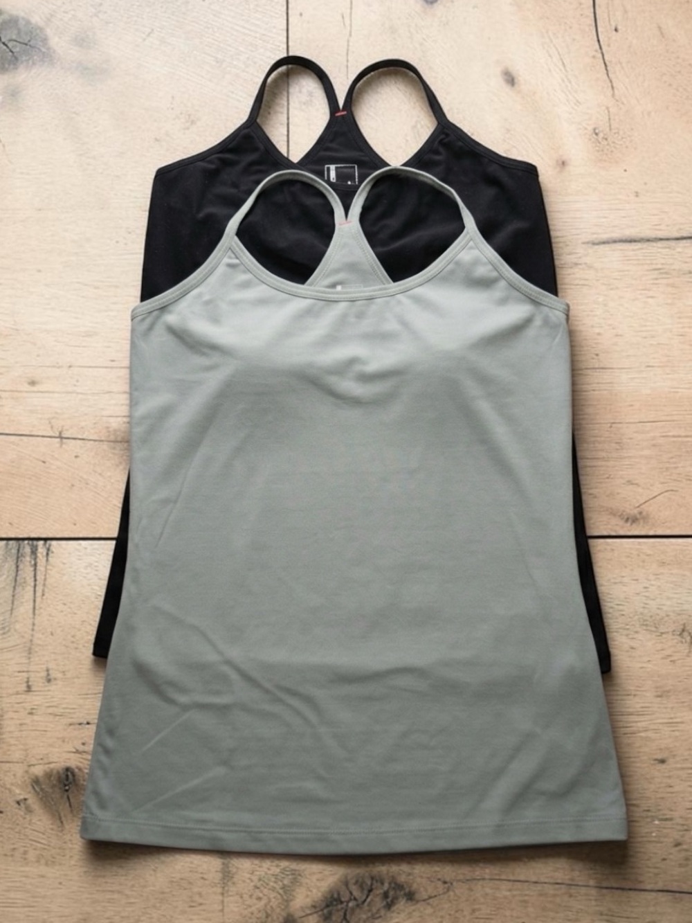 Mondetta Active Tank Top Bundle | 2-Pack | Women’s Small | Built-In Shelf Bra